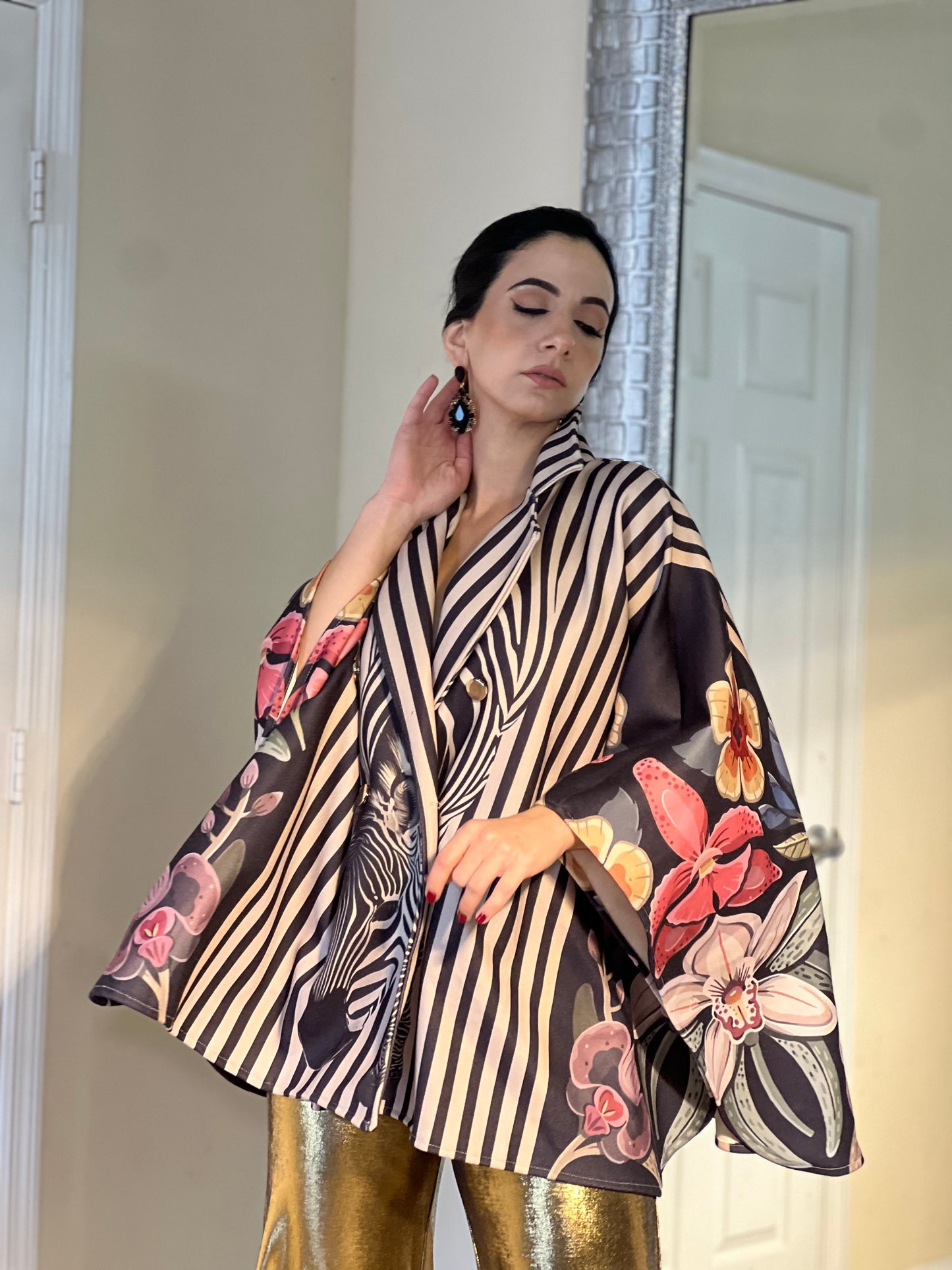 Delight cape