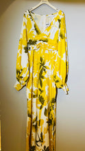Load image into Gallery viewer, Creta Long Dress
